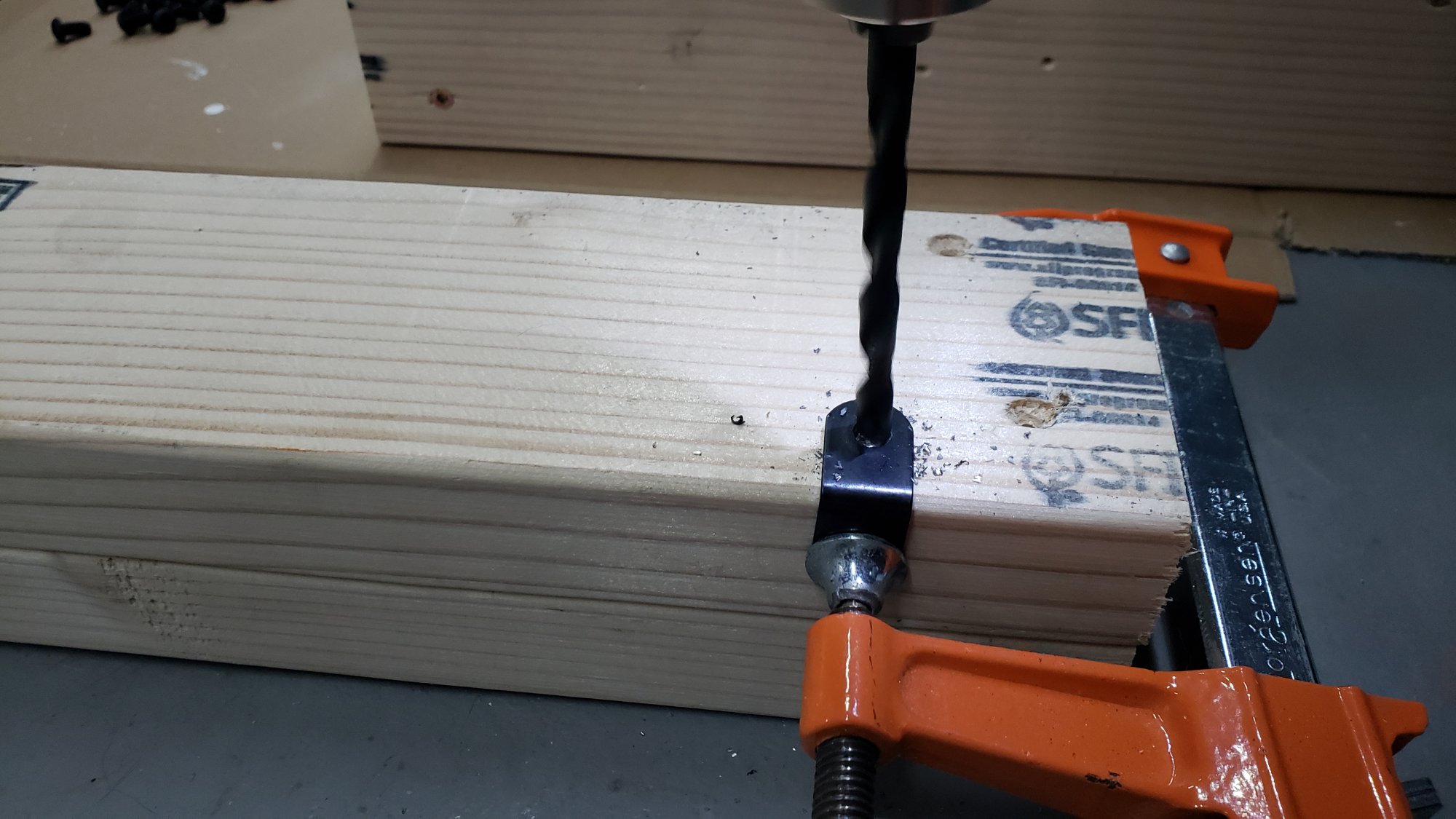 1 widen corner braces