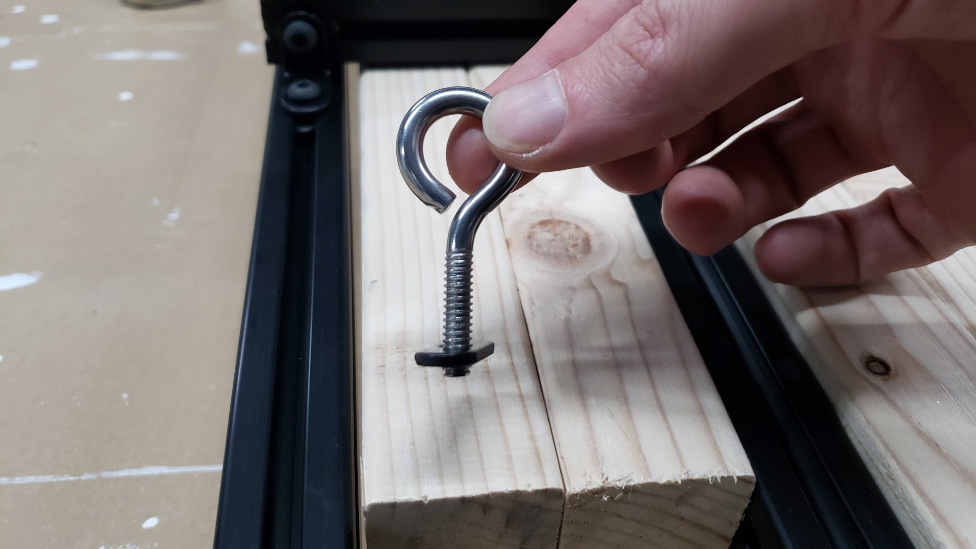 10 eyebolt tnut