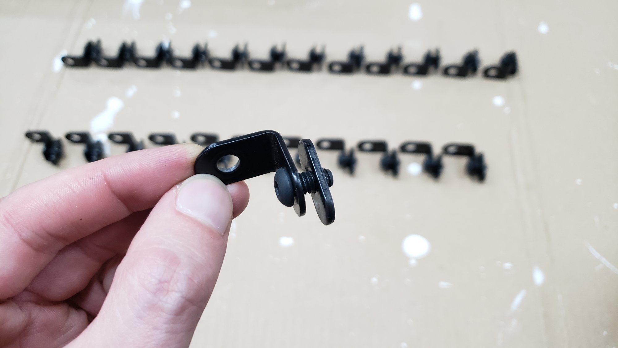 2 half assemble braces