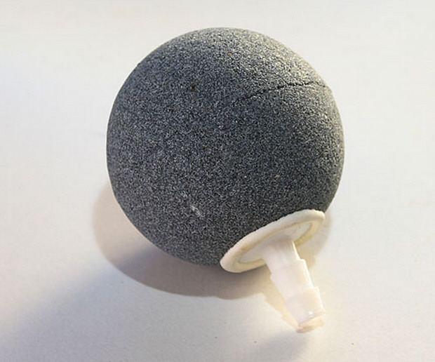 40 mm circular or round or spherical or ball like air stone