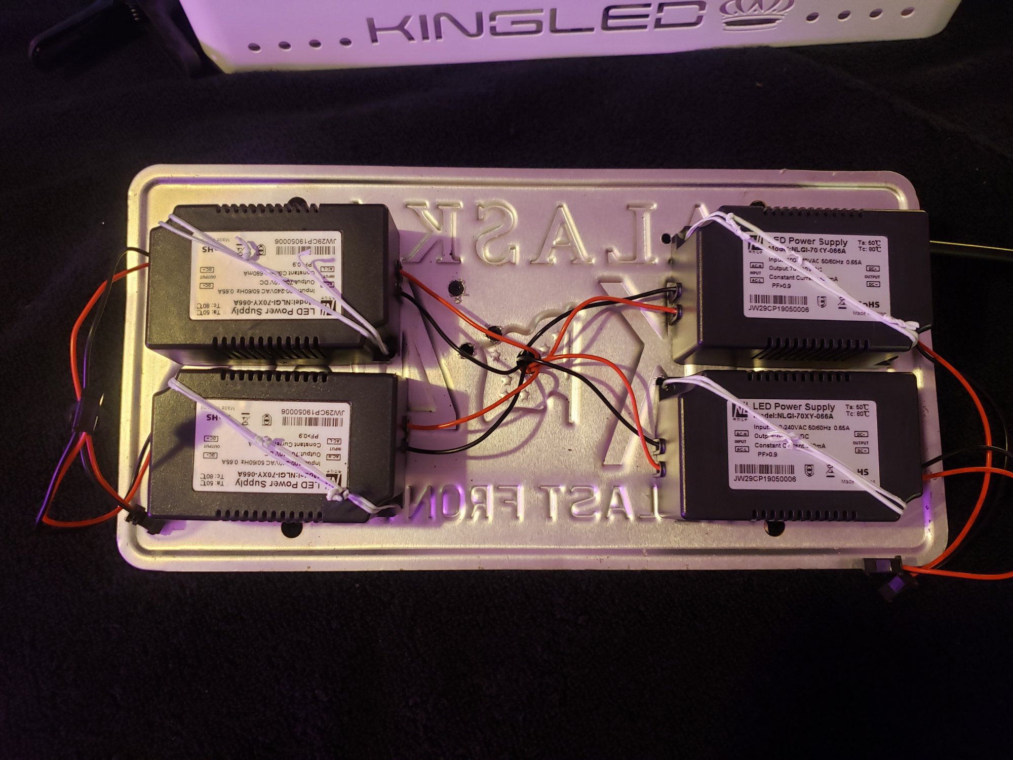 Alaska 1500w bottom