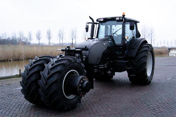 Bat tractor