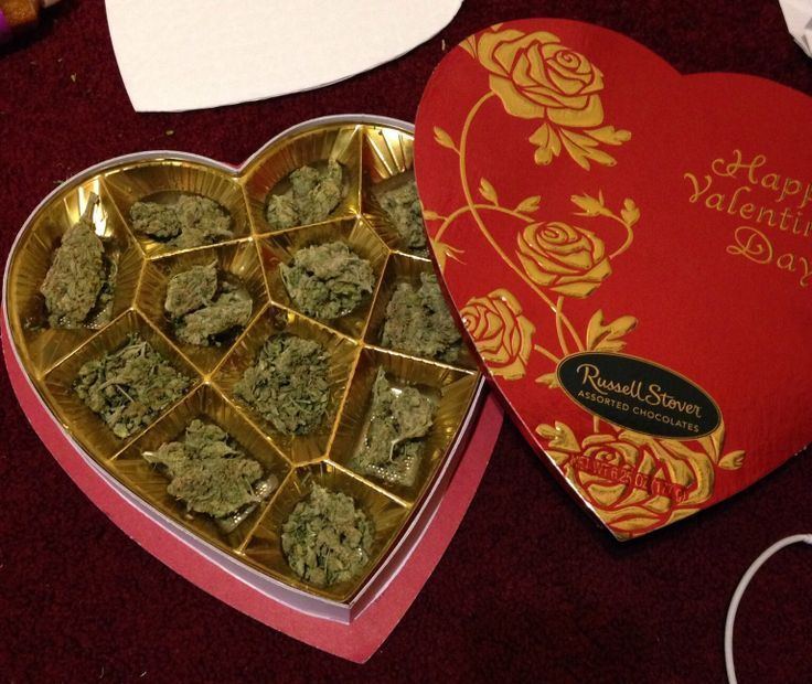 Cannabis assortment heart valentines2