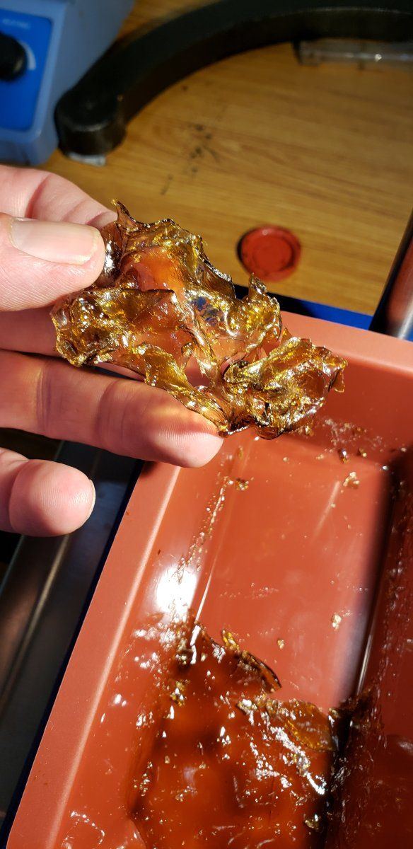 Difference between oil shatter and wax 3