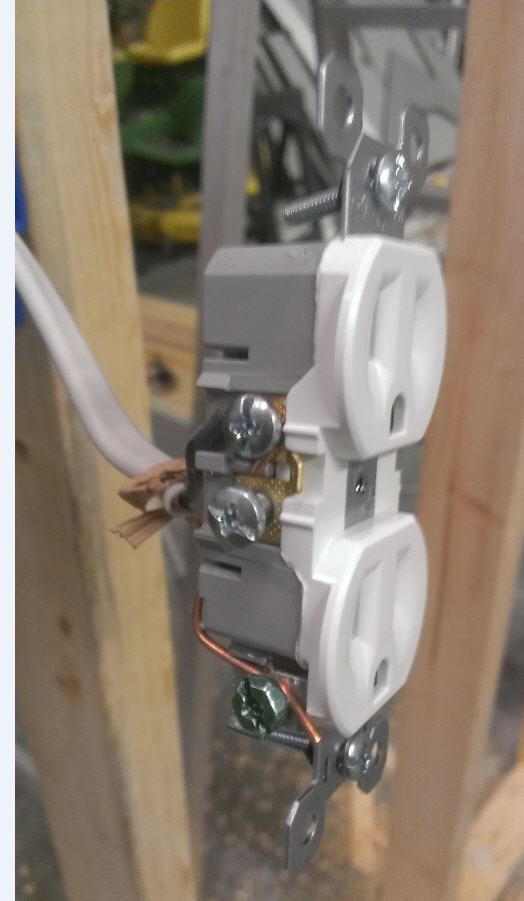 Diy electrical outlets for grow room 4