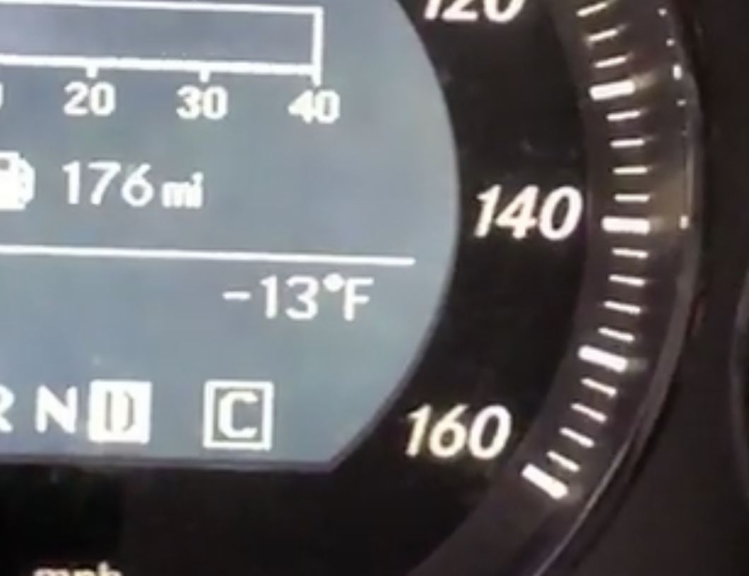 E6BA3570 3997 4799 9E22 55A968740C12