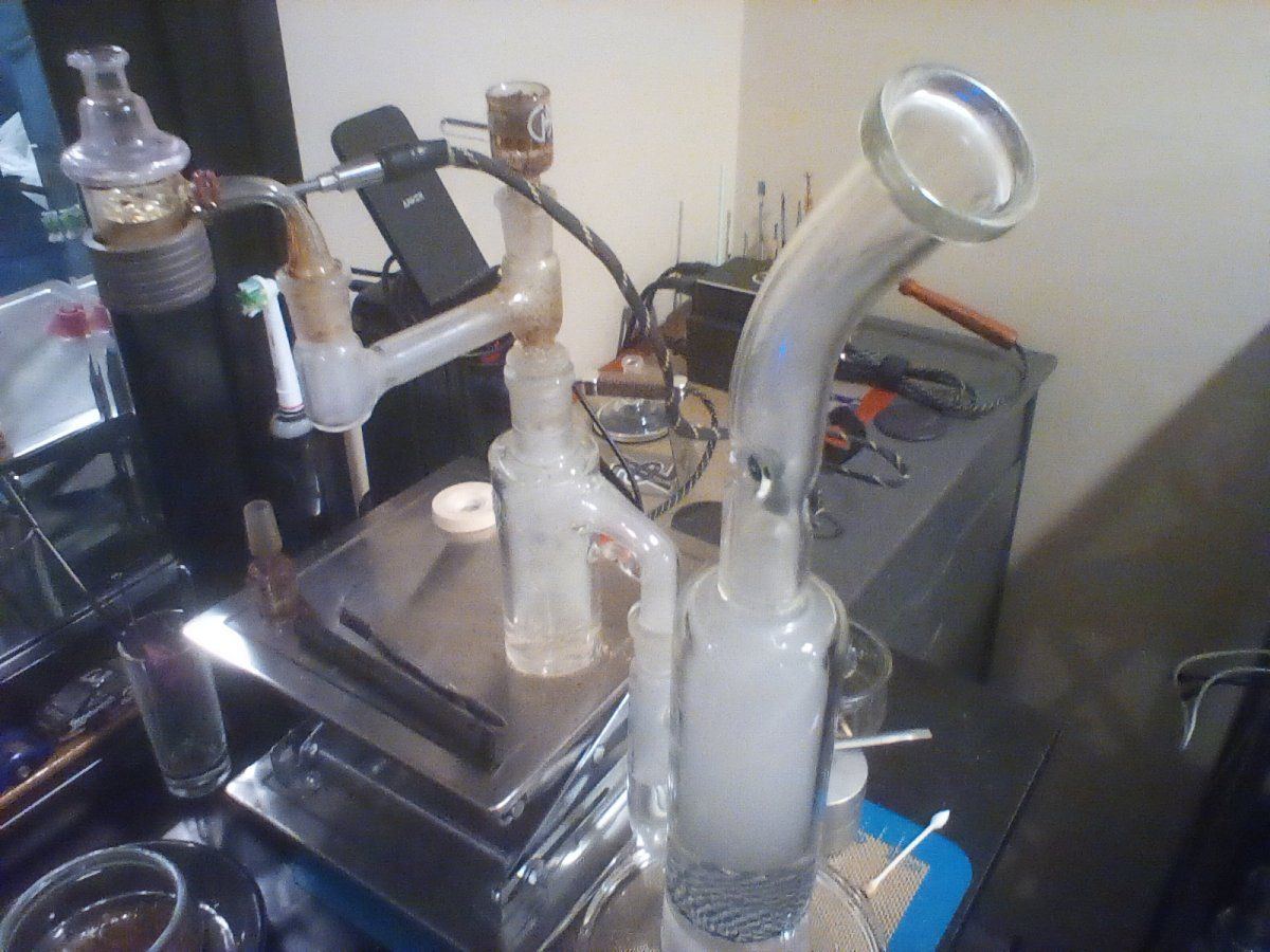 Edbles and ball vapes 3