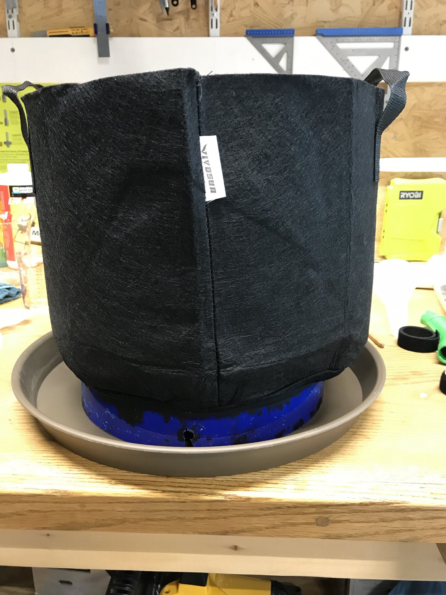 I came up with fabric pot stand 2