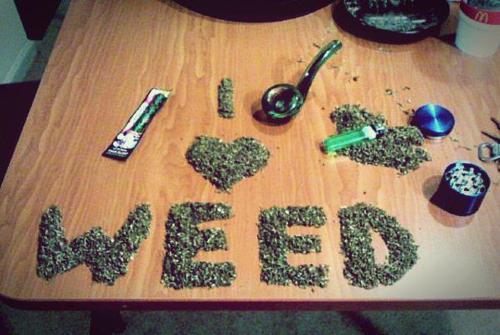 I heart weed memes