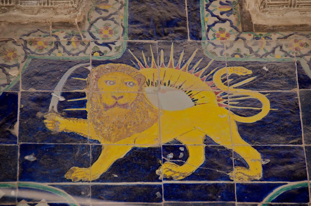 Lion2