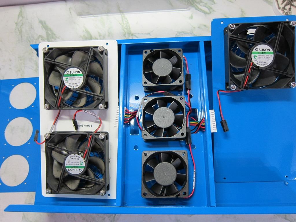 Lumigrow fans