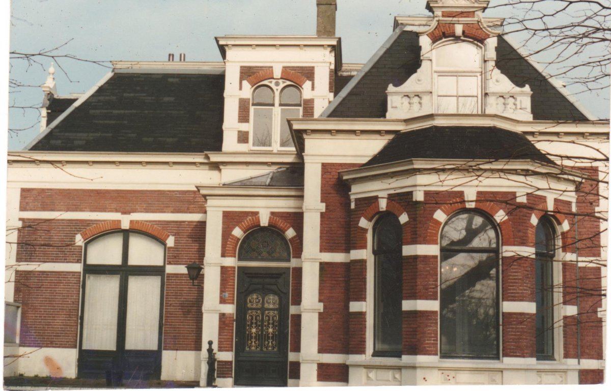 Nevilles house front