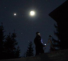 Pretty sky alert   super bright venus friday night