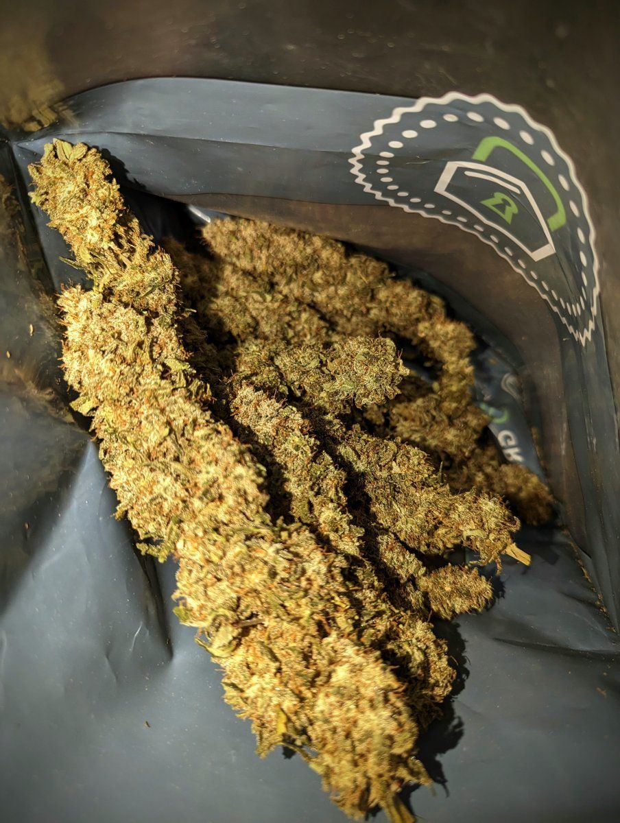 PXL 20231007 2108015242