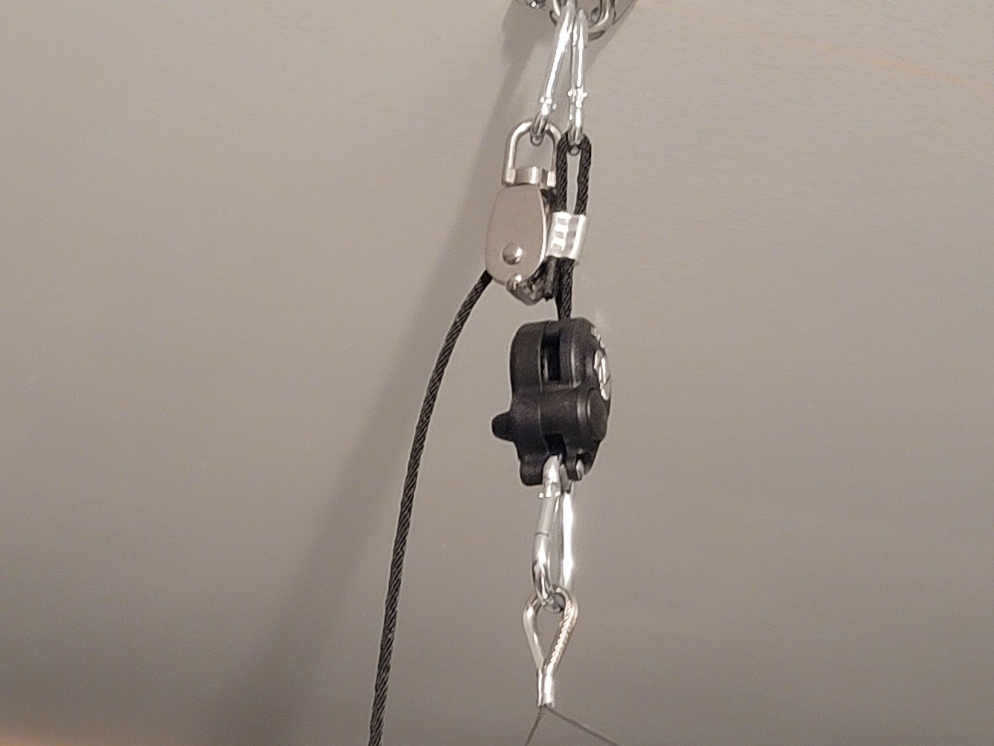 Ratchet with pulley block