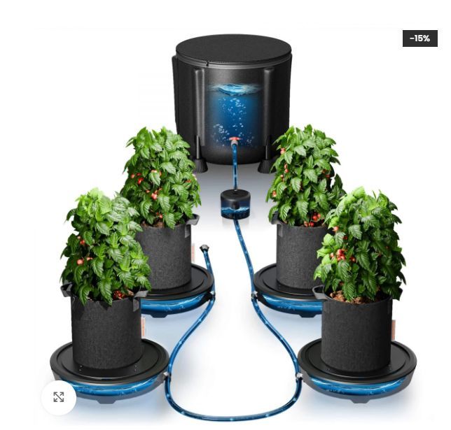 Self watering bases