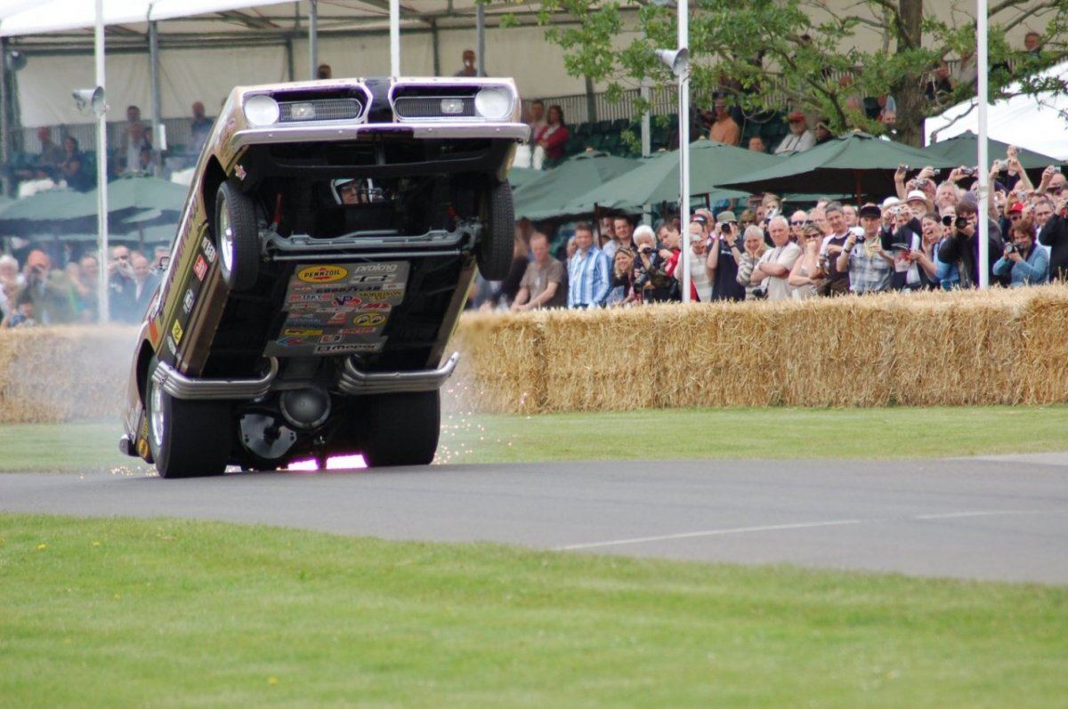 Track Hemi Under Glass