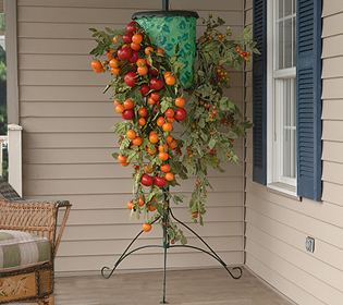 Upside down patio garden planter 7506