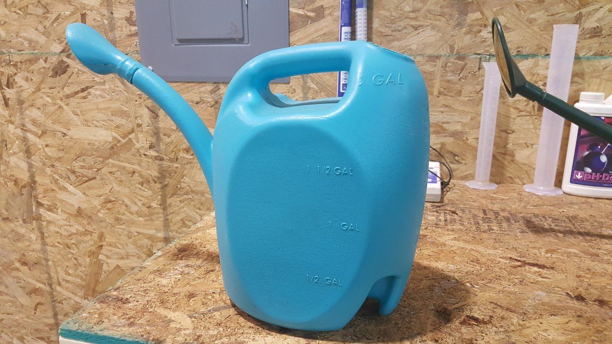 Watering cans 3