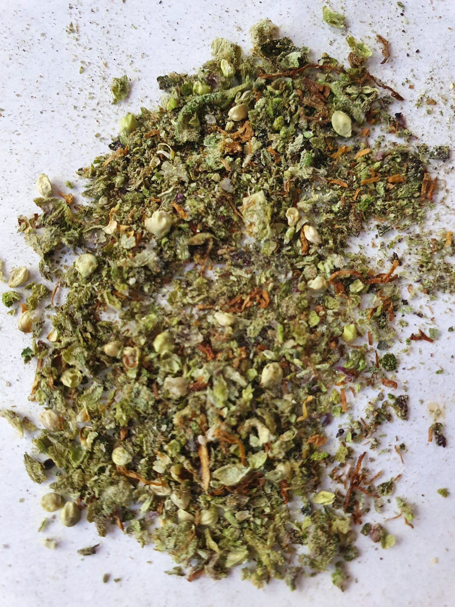 Weed pot pourri or another 2