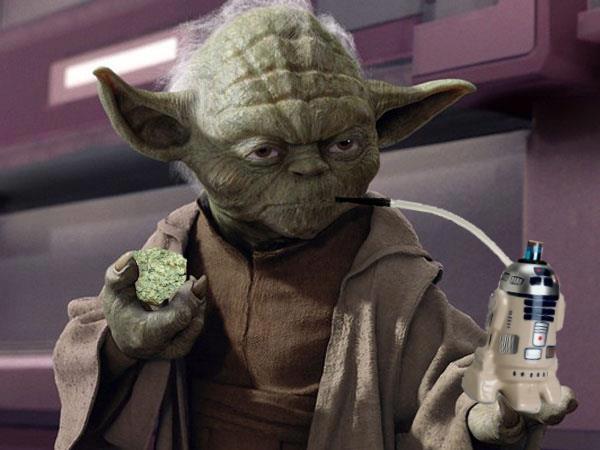 YODA WITH R2BONG