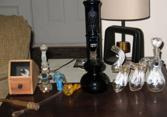 xeet grow 2010/11: Tahoe OG, Pre98-Bubba BX2, Blackwater, Headband, L.A Con and more
