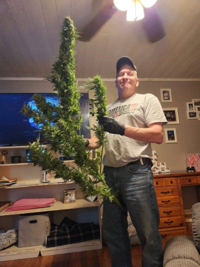 Let's see your 2024 outdoor grow!!