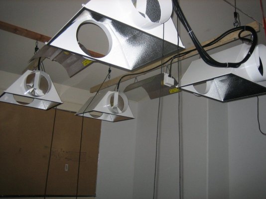 2x UC12xl13 and 12K watts.....Sealed