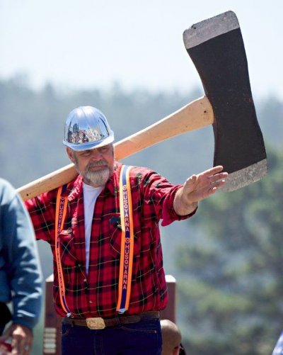 PaulBunyan-m.jpg