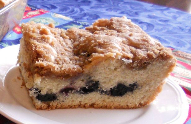 blueberrycoffeecakeslicewebsizejpg.jpg