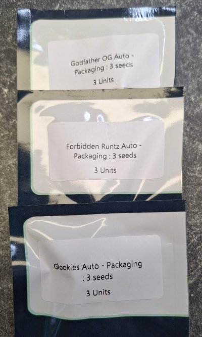 Become a Ganja Farmer tester and get free seed packs!