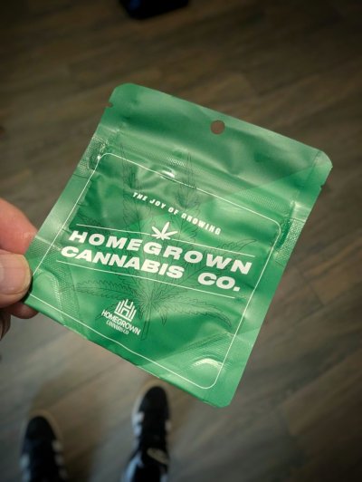 Take Part in Homegrown Cannabis Co's Grow Off Competition! (Free seeds, Free Joy...)