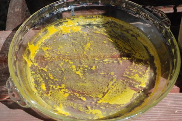 Hash oil made from pipe resin