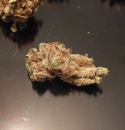 DECAP - Anyone have frostier nugs than this???