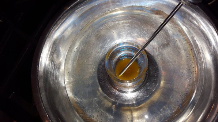 demontrichs-e-cig-vape-juice-no-nicotine-tek-2.jpg
