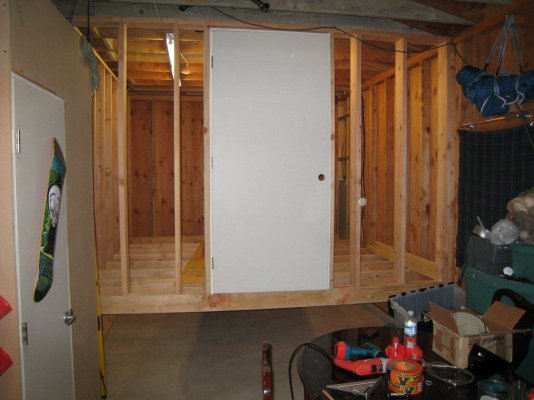 10-x-10-mpb-room-build.jpg