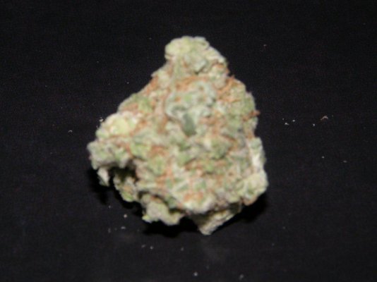 sour-diesel-2.jpg