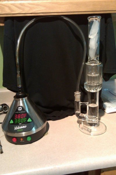 vapor lounge.jpg