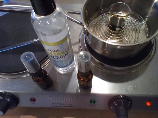 Tincture and glycerine oral spray