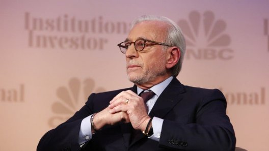 Billionaire investor Nelson Peltz resigns as Aurora Cannabis advisor