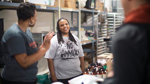 Black entrepreneurs fight for a spot in Washington's overwhelmingly white pot industry