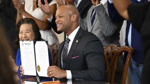 Maryland Governor Issues Mass Pardon for Minor Marijuana Convictions