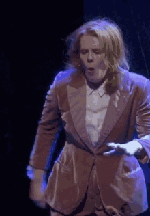 tenor.gif
