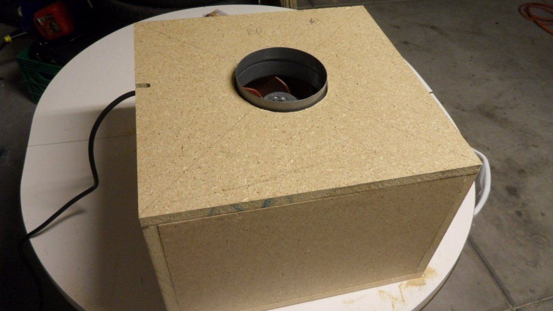 Diy sound proof box to silemnce your inline fan 3