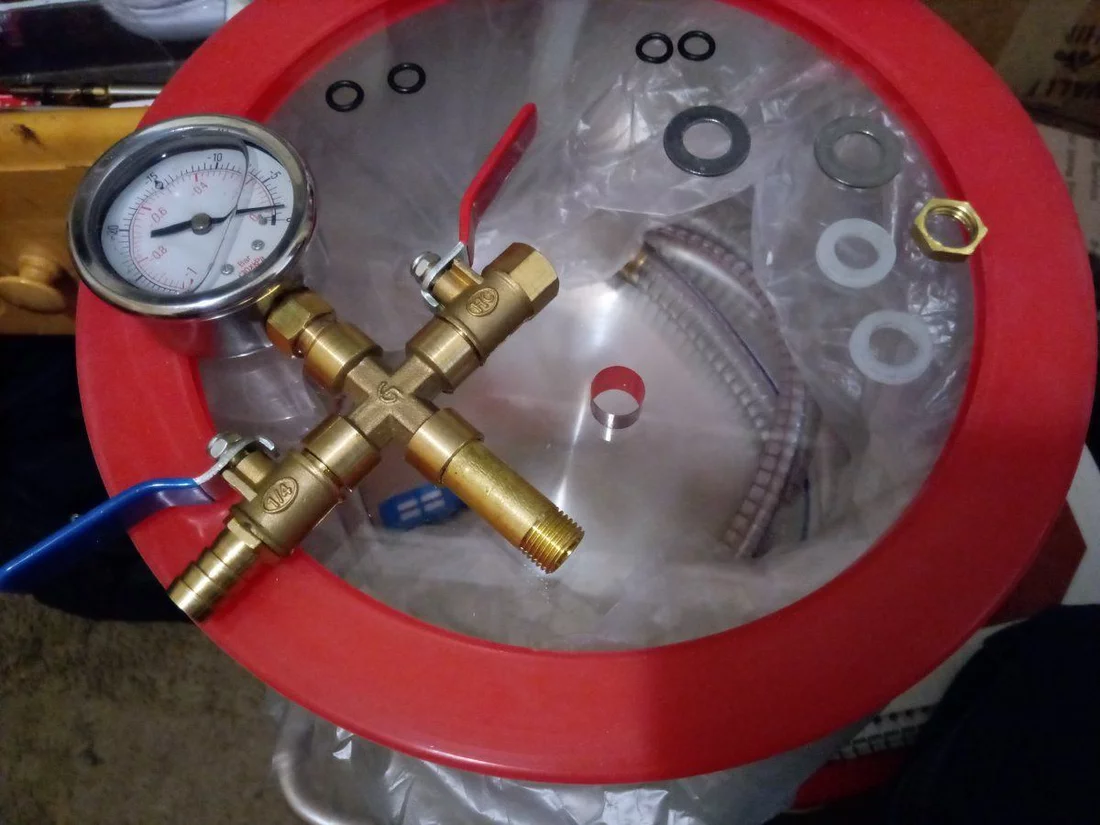 Need help putting vacuum  chamber together